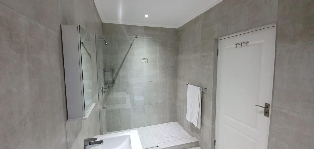 Villa Parisienne Modern Guest House Kapsztad Zewnętrze zdjęcie